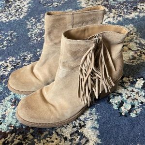 BOC fringe booties